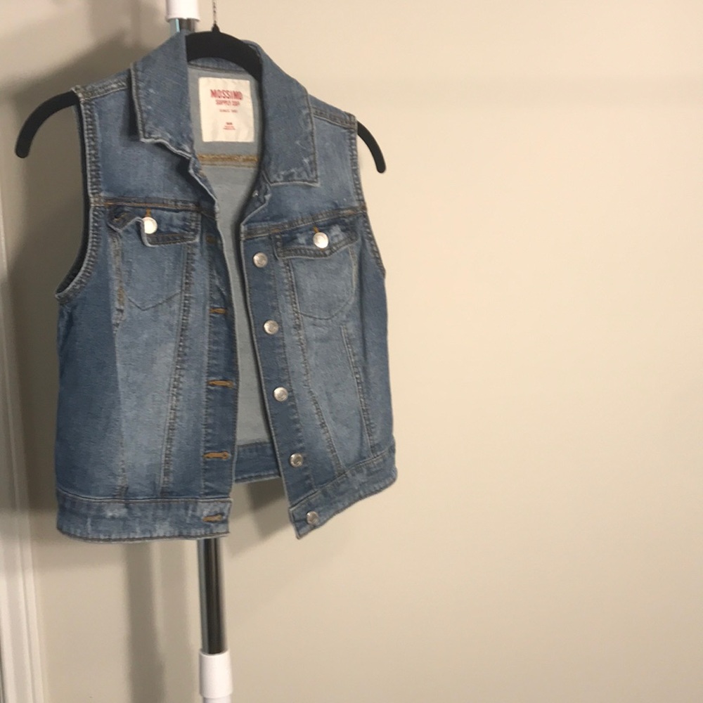 Mossimo Supply Co Jean vest